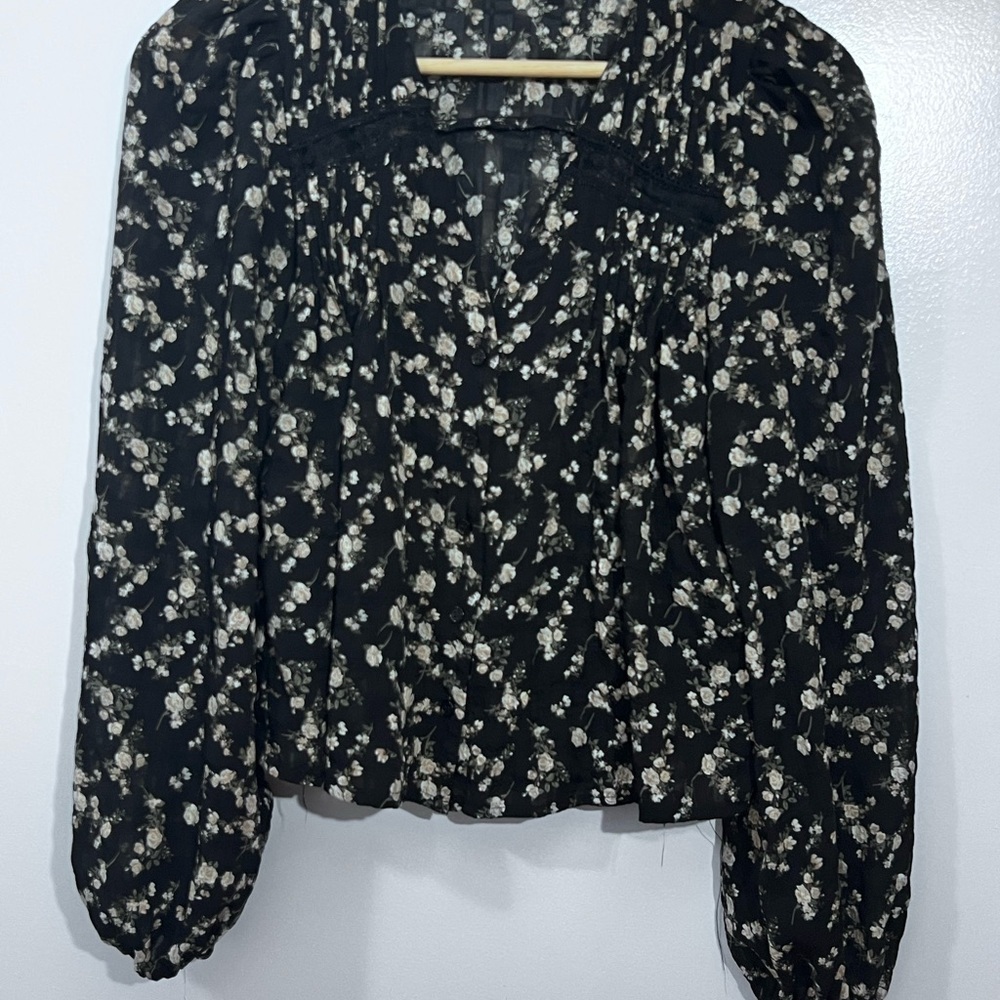 Chic Black Floral Women's Blouse
